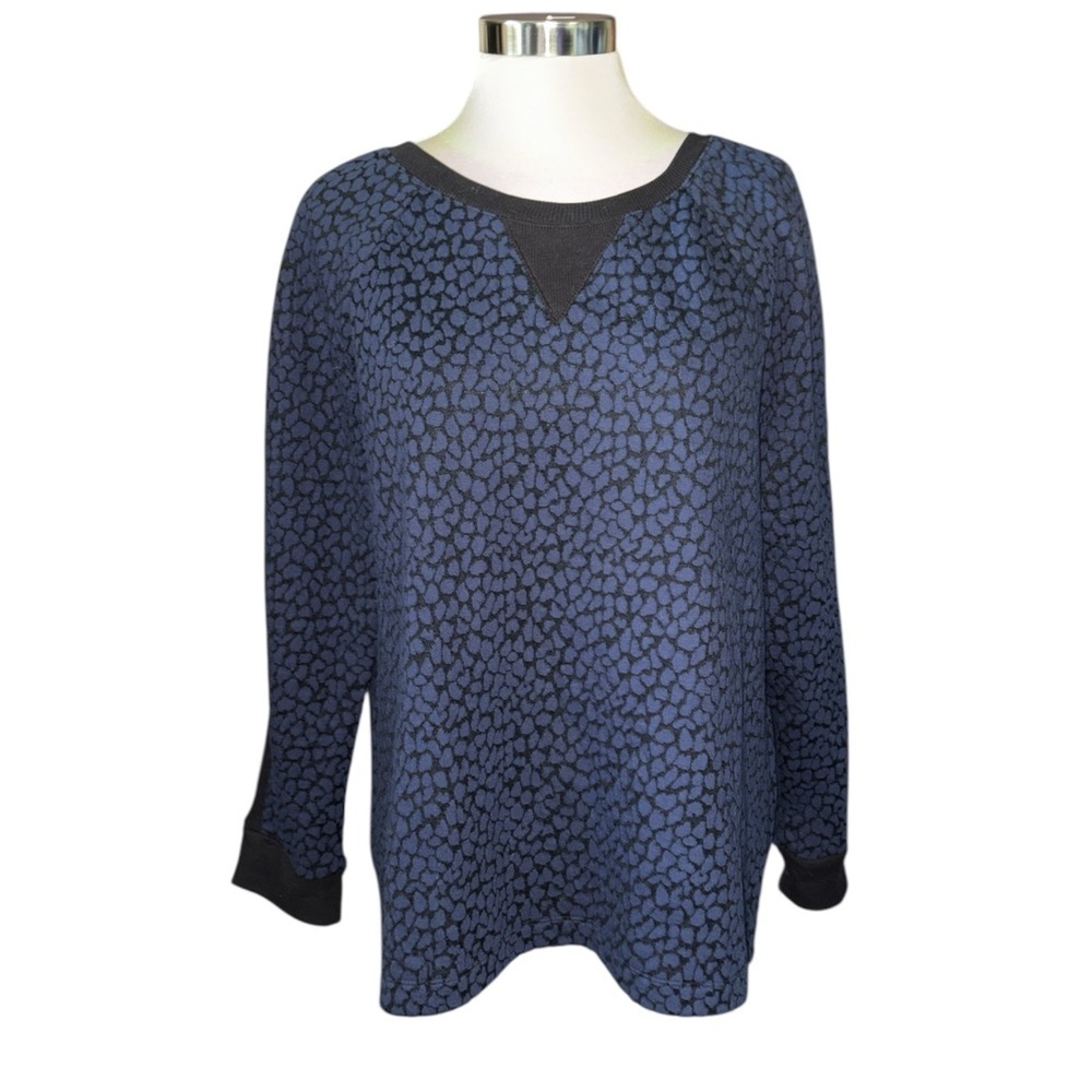 Apt. 9 blouse long sleeves crewneck reptile print longer in back Size Petite XL